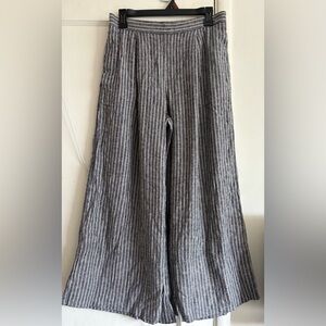 Banana Republic Navy and White Linen Pants